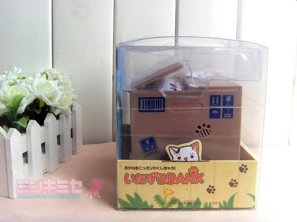 Itazura Kitty Coin Bank
